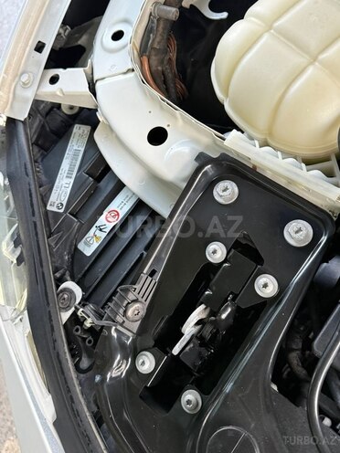 BMW 320d-17