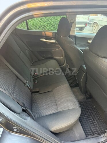 Toyota Auris-8