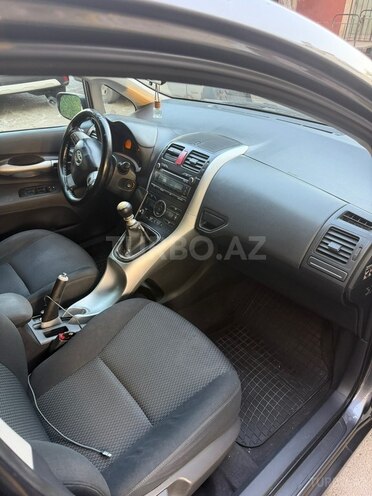 Toyota Auris-9