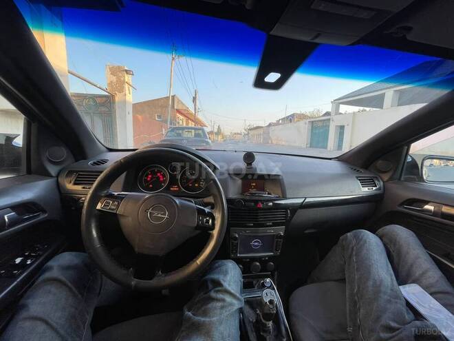 Opel Astra-11