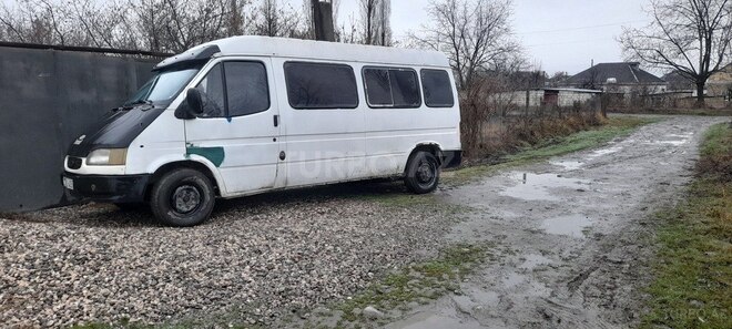 Ford Transit-4