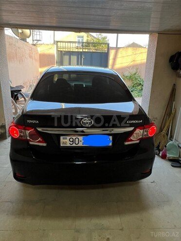 Toyota Corolla-6
