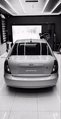 Hyundai Accent-3