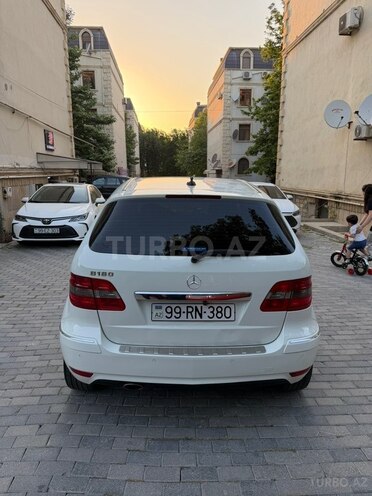 Mercedes B 170-2
