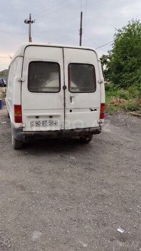 Ford Transit-4