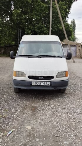Ford Transit-1