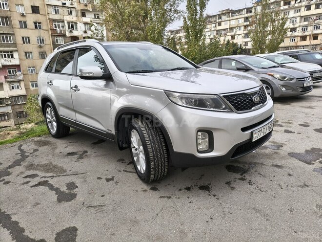 Kia Sorento-1