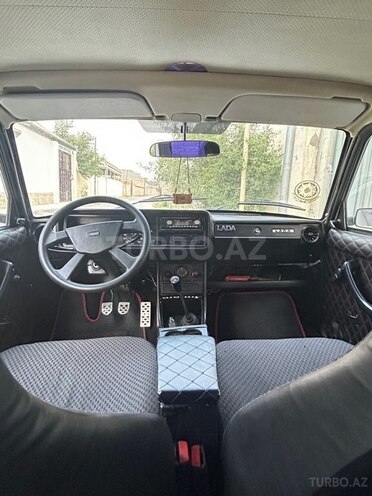 LADA (VAZ) 2107-4
