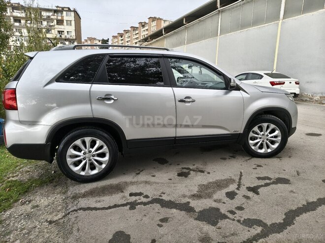 Kia Sorento-5
