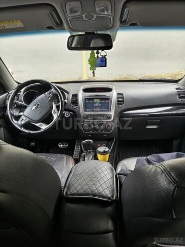 Kia Sorento-7