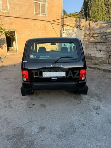 LADA (VAZ) Niva-6