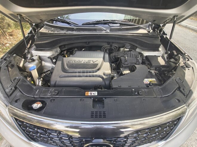 Kia Sorento-15
