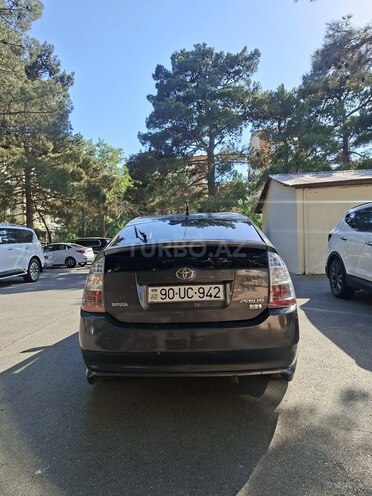 Toyota Prius-6