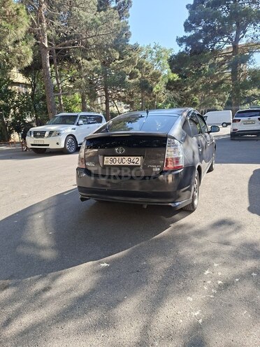 Toyota Prius-10