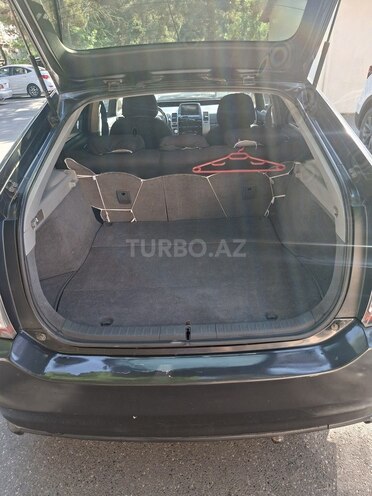 Toyota Prius-3