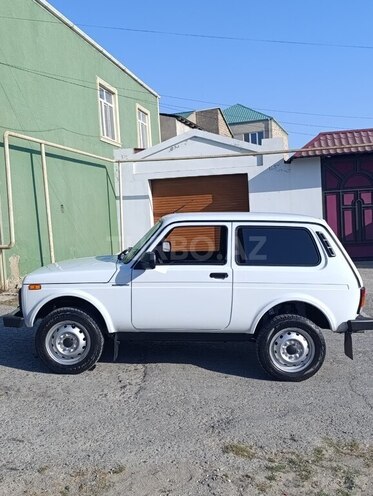 LADA (VAZ) Niva-20