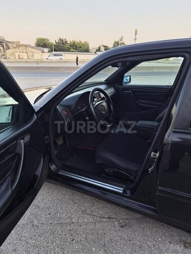 Mercedes C 220-10