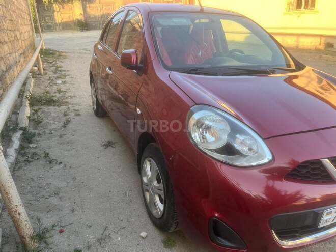 Nissan March-5