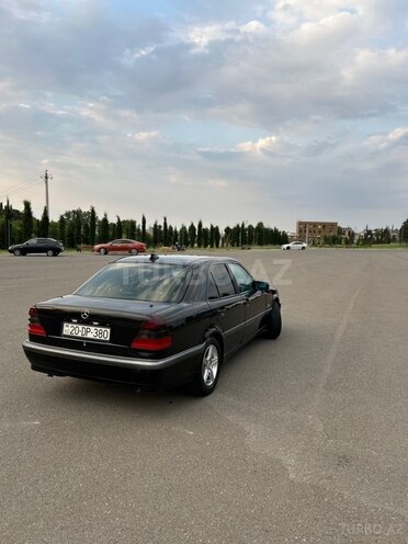 Mercedes C 180-6
