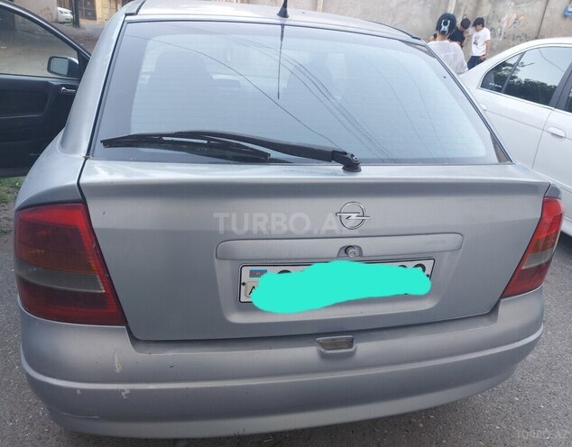 Opel Astra-2