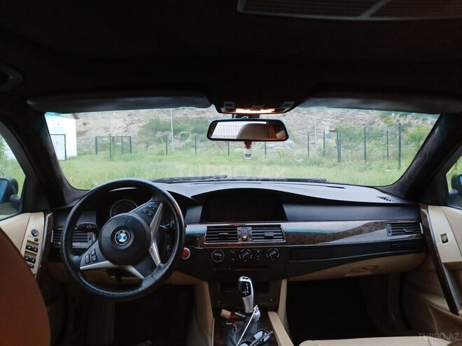 BMW 525-9