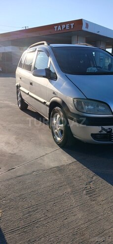 Opel Zafira-3
