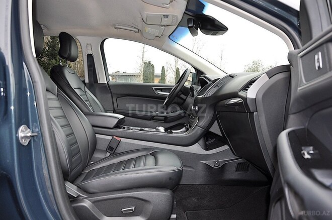 Ford Edge-18