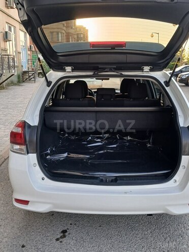 Toyota Corolla Fielder-4