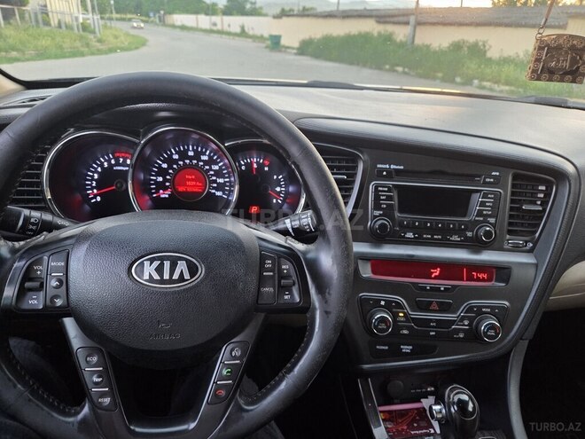 Kia Optima-2