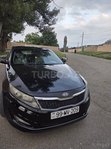 Kia Optima-4