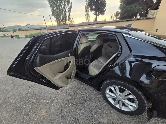 Kia Optima-17