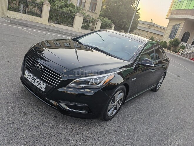 Hyundai Sonata-4