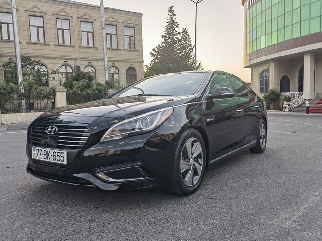 Hyundai Sonata-2