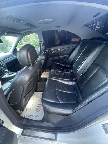 Mercedes E 320-10