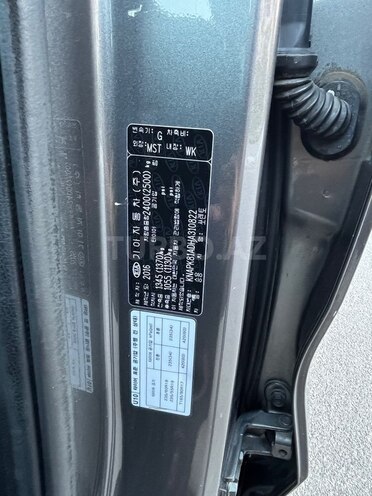 Kia Sorento-21