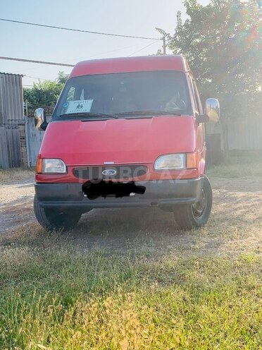 Ford Transit-1