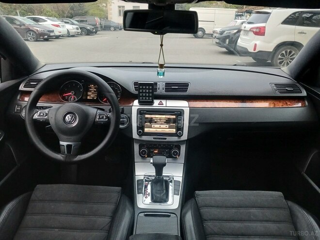 Volkswagen Passat-19