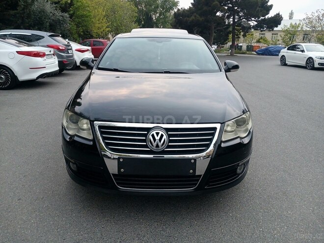 Volkswagen Passat-1