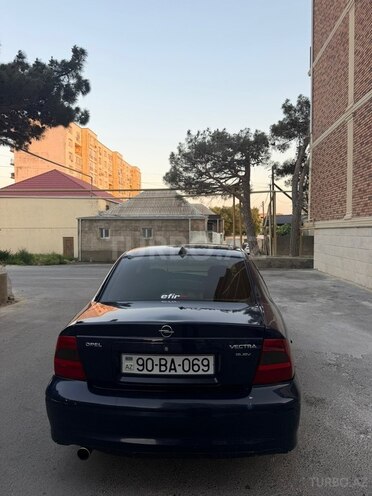Opel Vectra-2