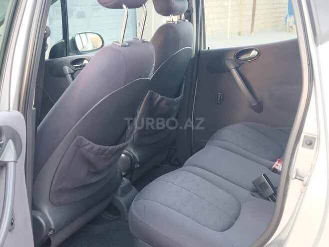 Mercedes A 140-12