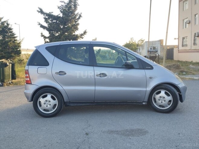 Mercedes A 140-8