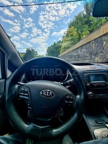 Kia Cerato-3