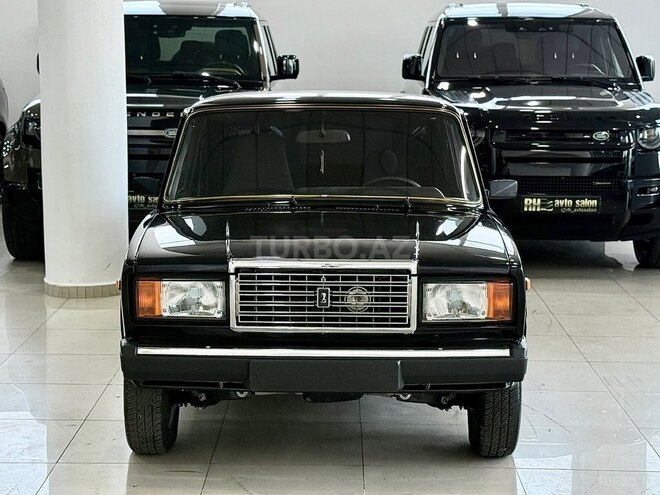 LADA (VAZ) 2107-2