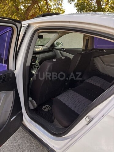 Volkswagen Passat-7