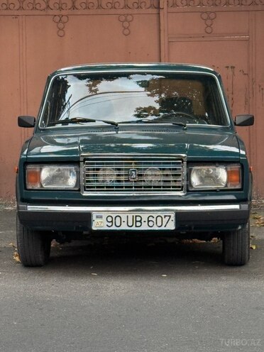LADA (VAZ) 2107-1