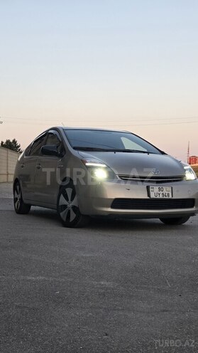 Toyota Prius-3