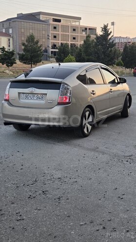 Toyota Prius-8