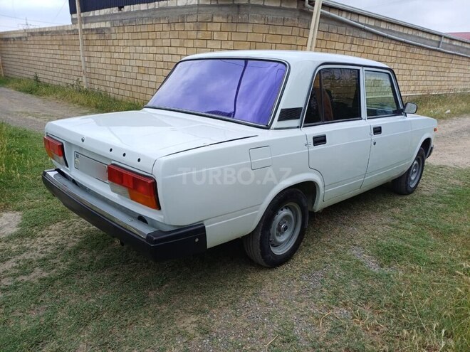 LADA (VAZ) 2107-11