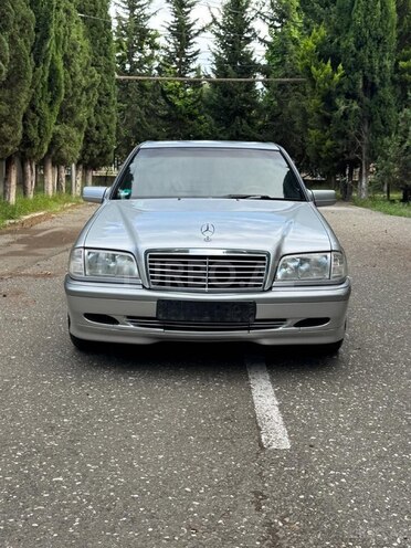 Mercedes C 180-2