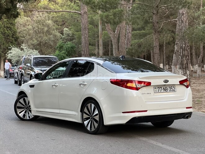 Kia Optima-6